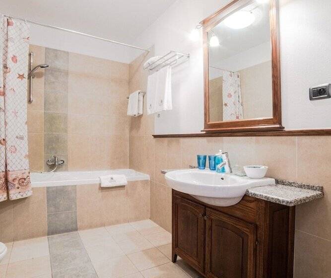اتاق لوکس, Aparthotel Hornigold W Zielonej Kamienicy