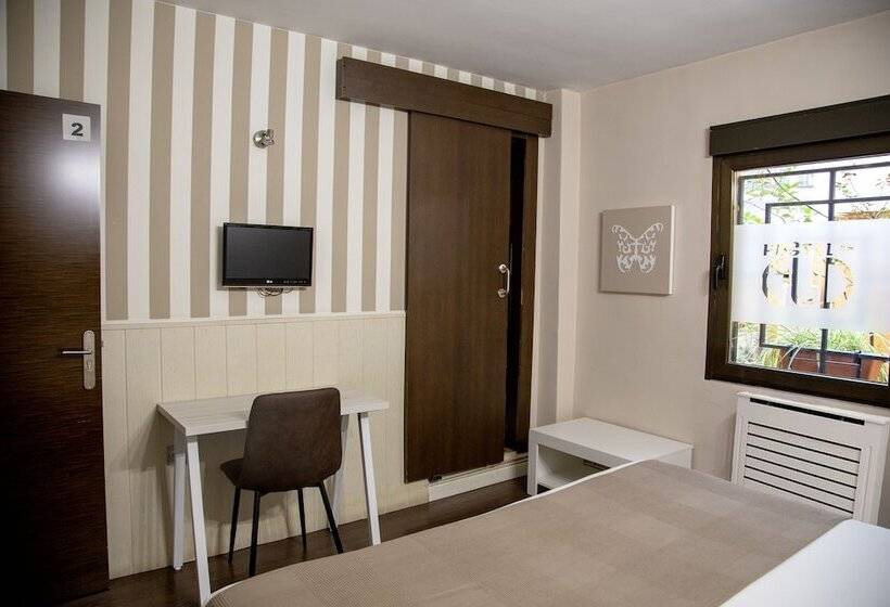 اتاق استاندارد, Hostal Gud Salamanca