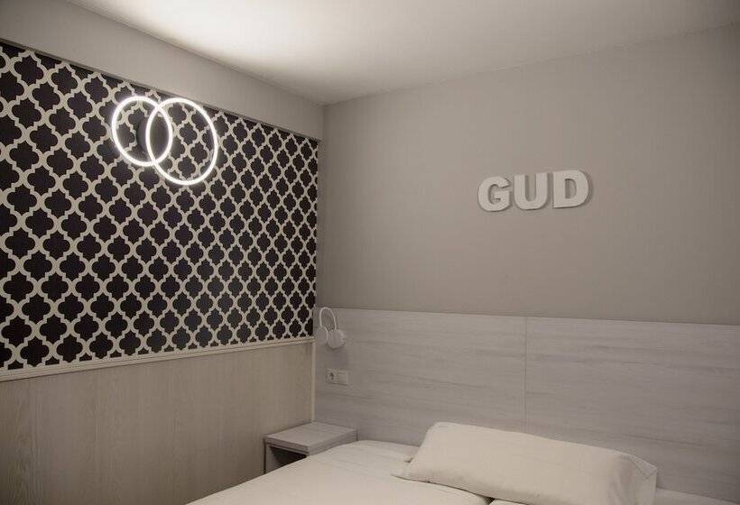 Habitación Estándar, Hostal Gud Salamanca