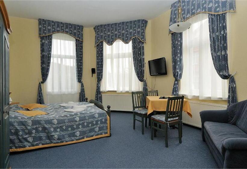 Номер Стандарт Трехместный, Villa Nautilus