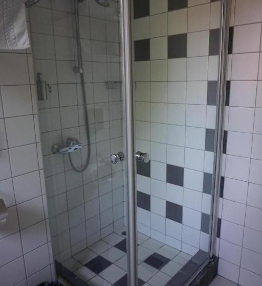Quarto Estandar, Vila Arizto