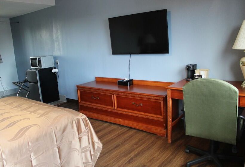 Quarto Estandar Cama Casal, Quality Inn  On The Lake Clarksvilleboydton