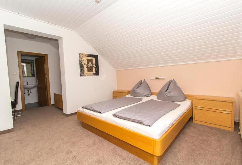 Номер Стандарт с Балконом, Gästehaus Wulz Lesjak