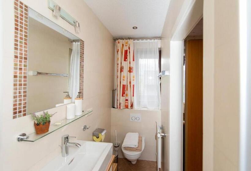 Апартаменты 2 Спальни с Балконом, Ferienhof Kandler