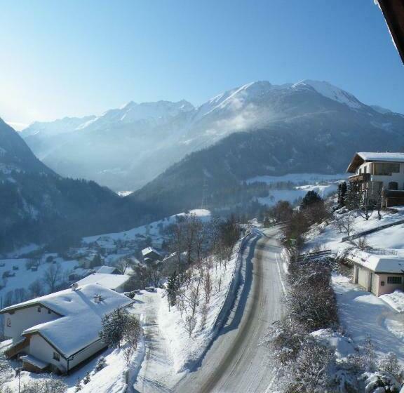 Номер Стандарт с Балконом, Pension Weiratherhof