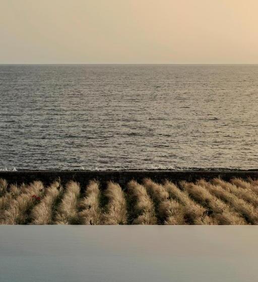 سوییت با چشم‌انداز دریا, Meraviglia Slow Living