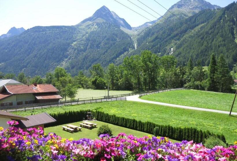 سوییت خانوادگی, Appartement Breitlehn