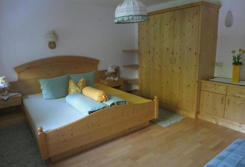 آپارتمان 2 خوابه, Appartement Breitlehn
