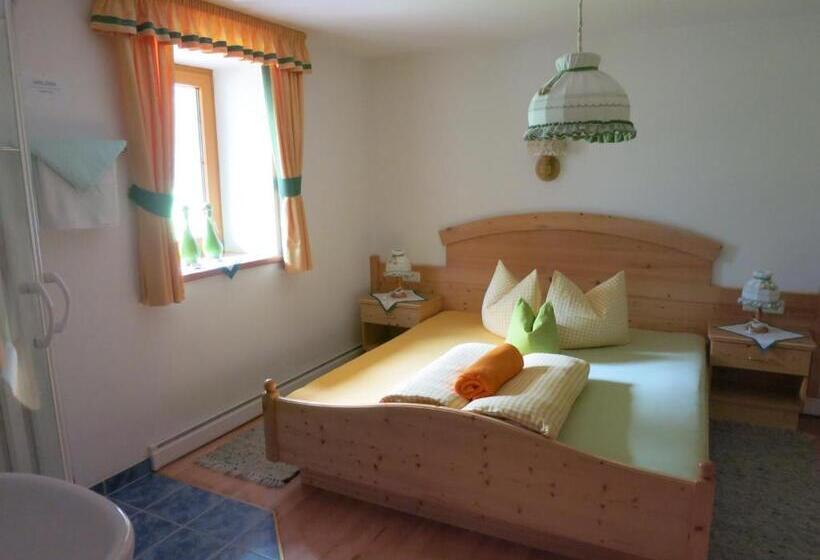 آپارتمان 2 خوابه, Appartement Breitlehn