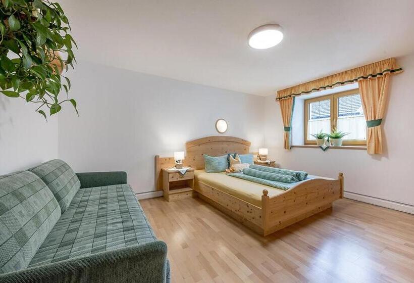 آپارتمان خانوادگی, Appartement Breitlehn