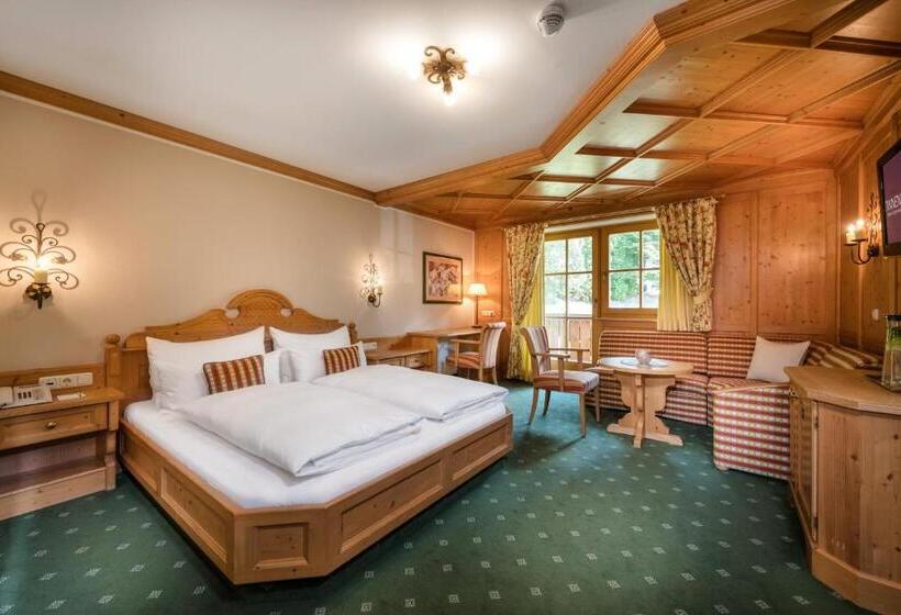 سوییت جونیور با بالکن, Alpines Lifestyle Hotel Tannenhof
