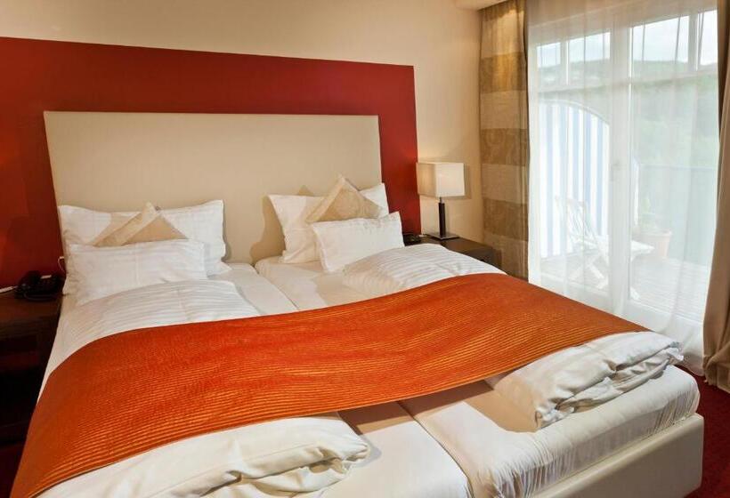 سوییت جونیور با بالکن, Casinohotel Velden