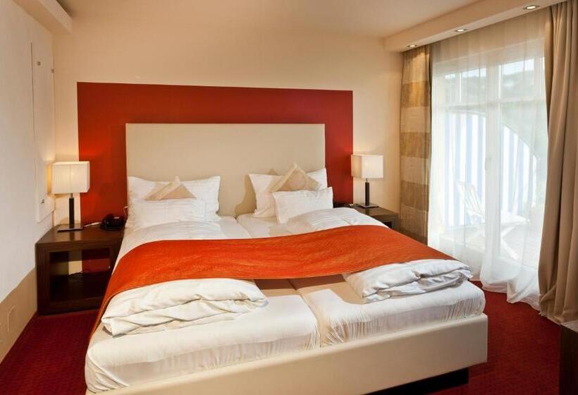 سوییت جونیور با بالکن, Casinohotel Velden