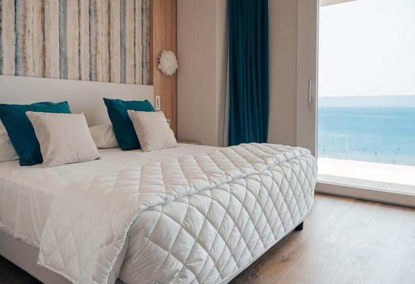 Люкс Deluxe Вид на Море, Galassia Suites & Spa