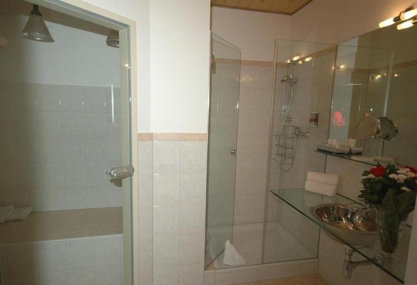 Номер Deluxe с Балконом, Macher S Land