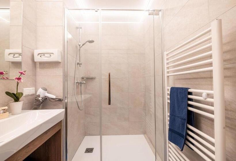 Номер Комфорт, örglwirt Ferienwelt   Hotel Post örglwirt