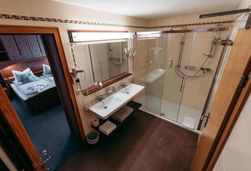 Семейный Номер Deluxe, Wander  Und Wellnesshotel Kanzler
