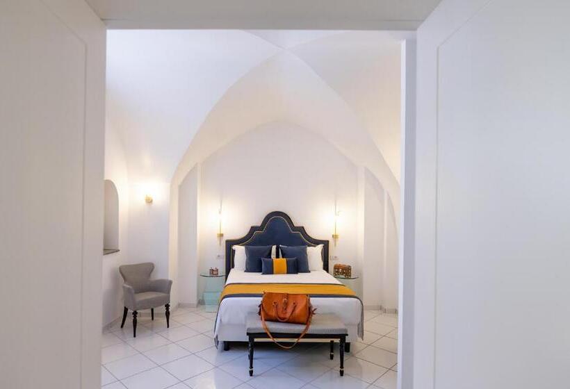 Номер Deluxe, Amalfi Resort