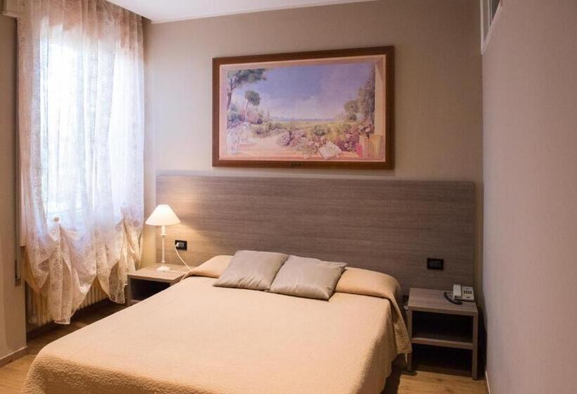 스탠다드 룸, Albergo Grappolo D'oro