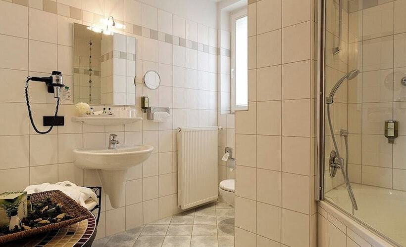 Номер Стандартный с Видом, Achat Hotel Franziskushöhe Lohr