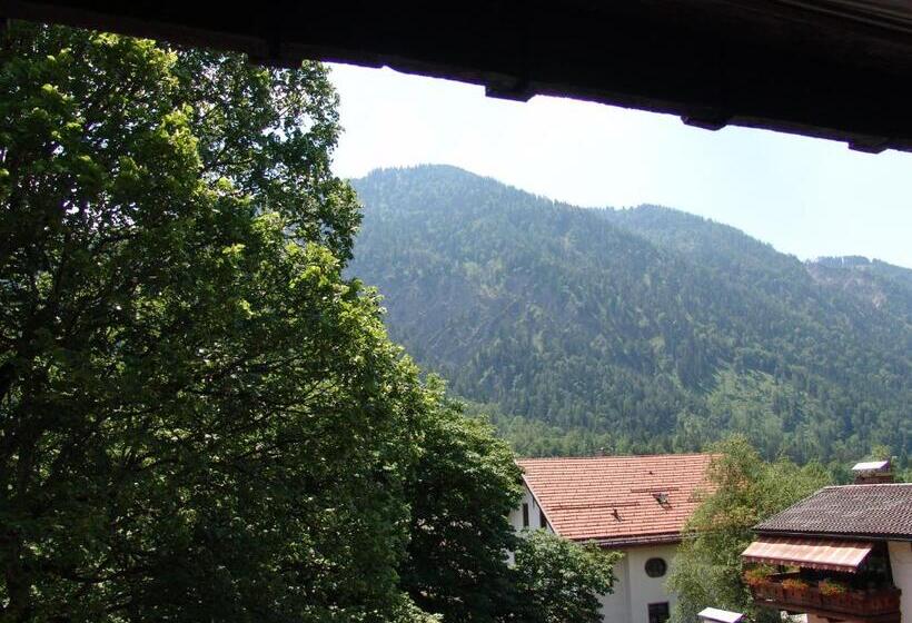 Полулюкс, Garni Königslinde   Wandern, Radeln, Skifahren & Genießen