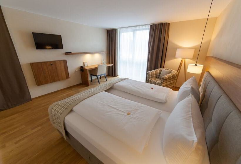 Номер Deluxe, Restaurant Hotel Zum Storchen
