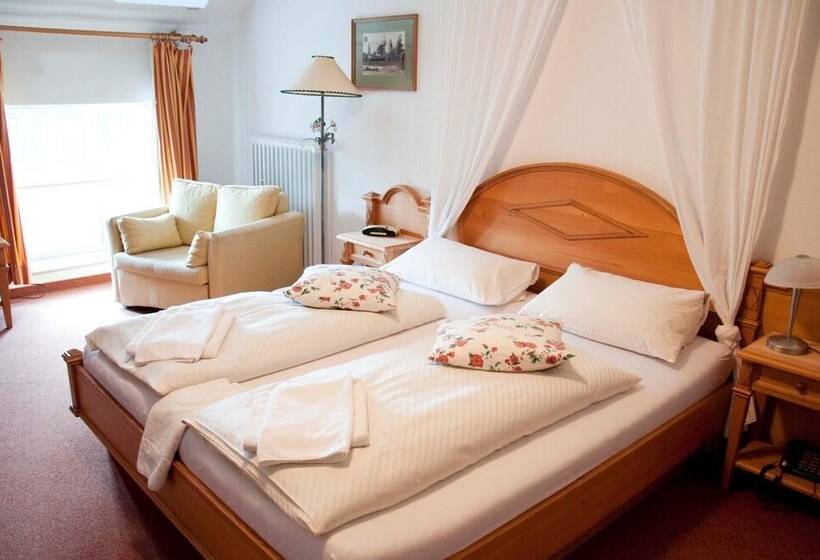 Номер Стандарт, Haus Schlesien