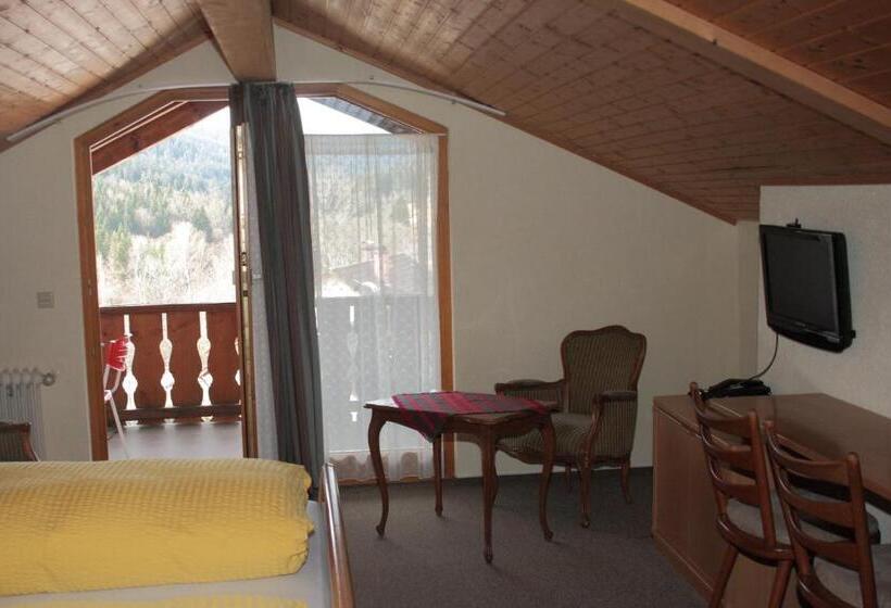 Номер Комфорт, Schwarzwald Gasthof Hirsch