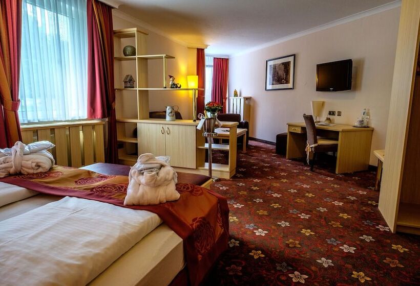 Семейный Номер, Walpurgishof