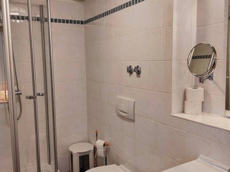 Люкс, Wellness Hotel Garni Krone