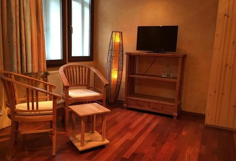 Номер Стандарт, Restaurant Steinkrug