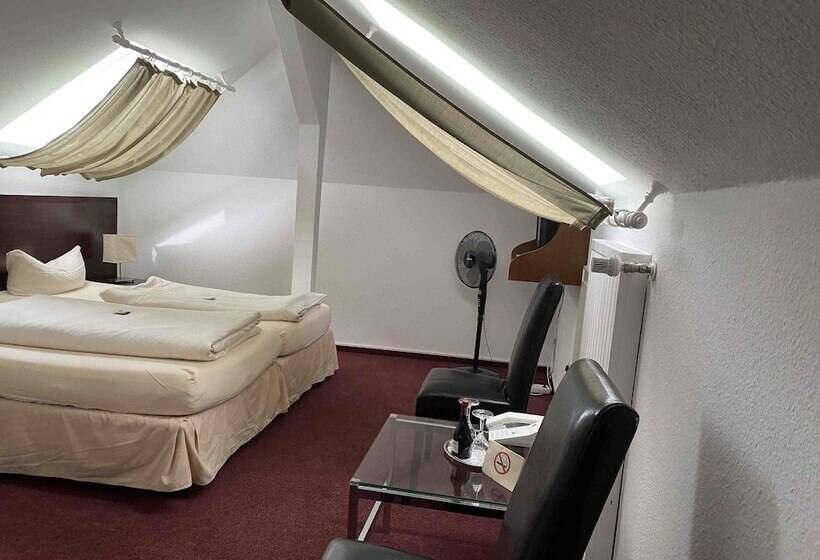 Family Suite, Rosengarten