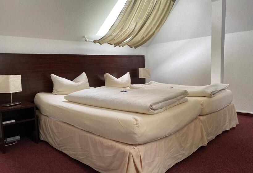 Family Suite, Rosengarten