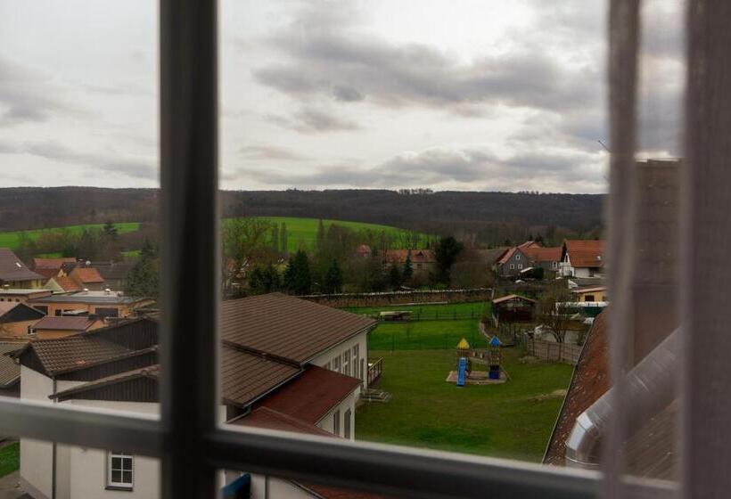 标准间, Zur Kaiserpfalz