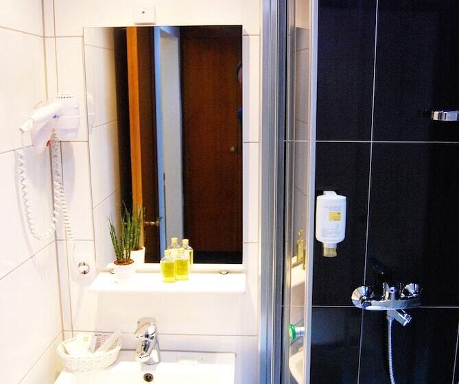 Номер Стандарт, Parkhotel Bergheim