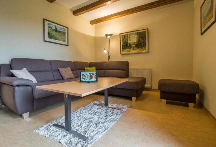 Апартаменты Comfort 2 Спальни, Waldesblick, Hotel Restaurant