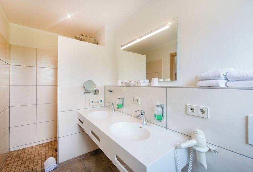 Семейный Номер, Waldesblick, Hotel Restaurant