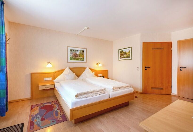 Апартаменты Comfort 3 Спальни, Waldesblick, Hotel Restaurant