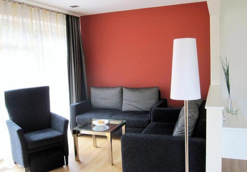 سوئیت پریمیوم, Suitenhotel Idyll Heckenrose