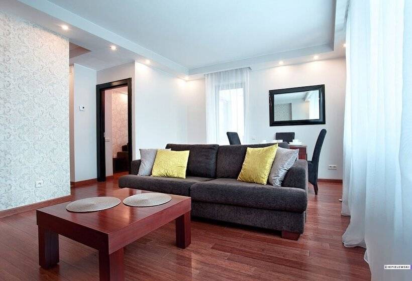 آپارتمان خانوادگی, Art Residence Apartments