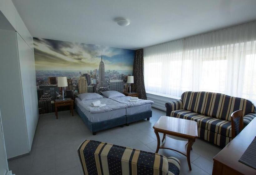 Номер Стандарт, City Hotel Wuppertal