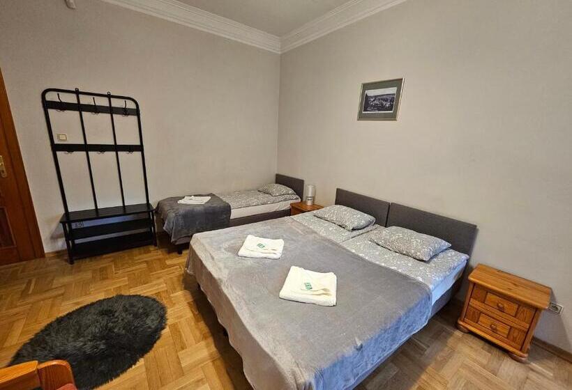 Номер Стандарт Трехместный, Villa Alexandra