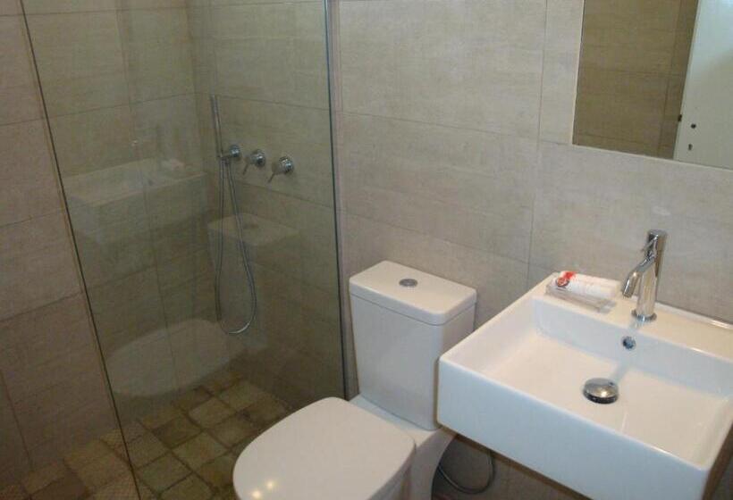 استودیوی استاندارد با چشم‌انداز دریا, Big Blue Apartments