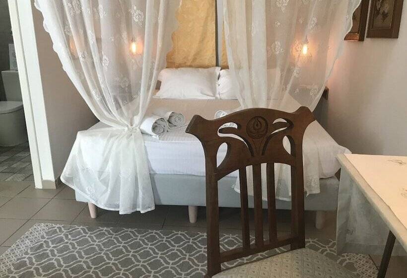 آپارتمان 1 خوابه با چشم‌انداز باغ, Big Blue Apartments