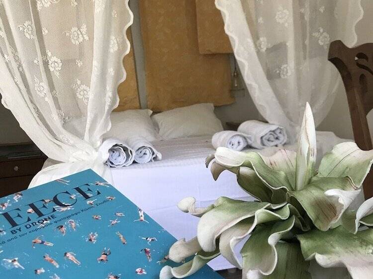 آپارتمان 1 خوابه با چشم‌انداز باغ, Big Blue Apartments