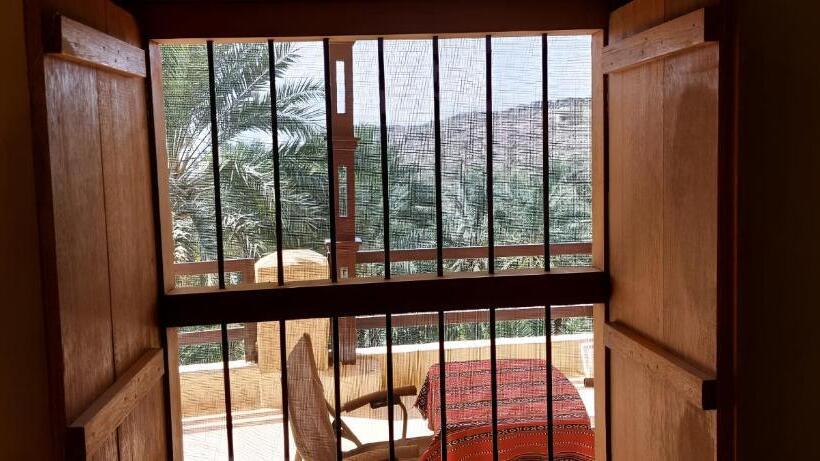اتاق استاندارد, Misfah Old House