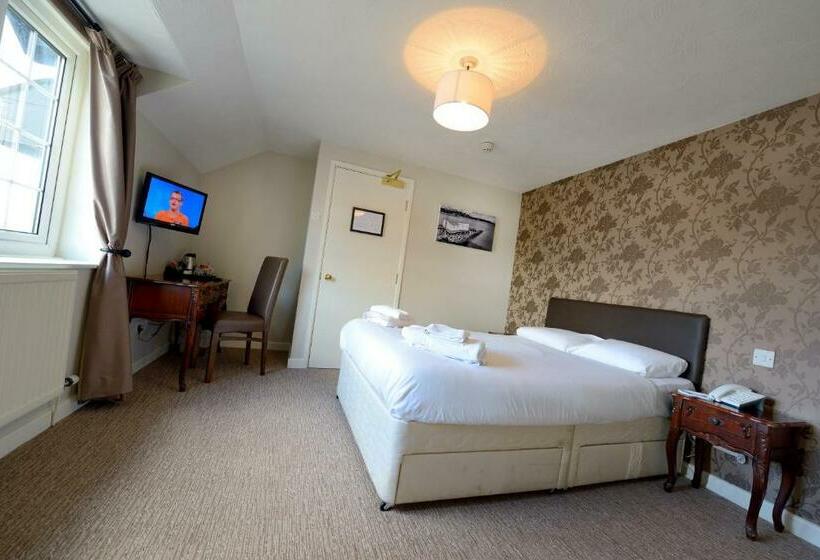 اتاق استاندارد, Savoy Country Inn