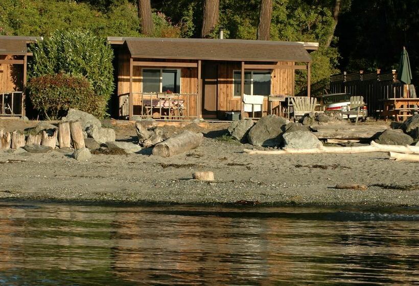 کابین, West Beach Resort