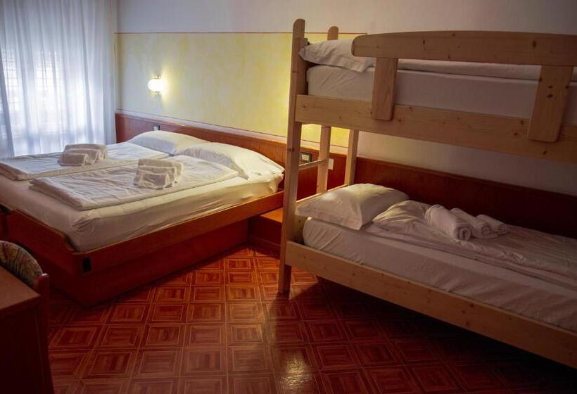 Семейный Номер, Alpen Hotel Rabbi