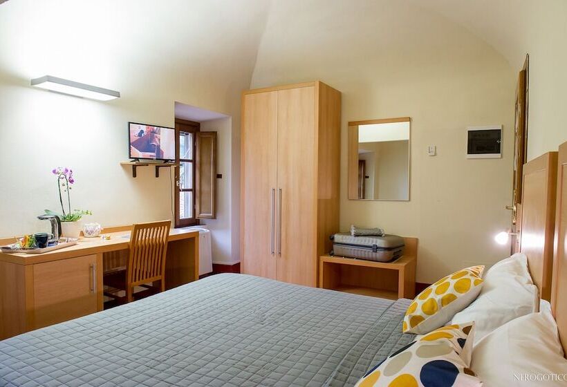 高级大房间, Chiostro Delle Monache Hostel Volterra